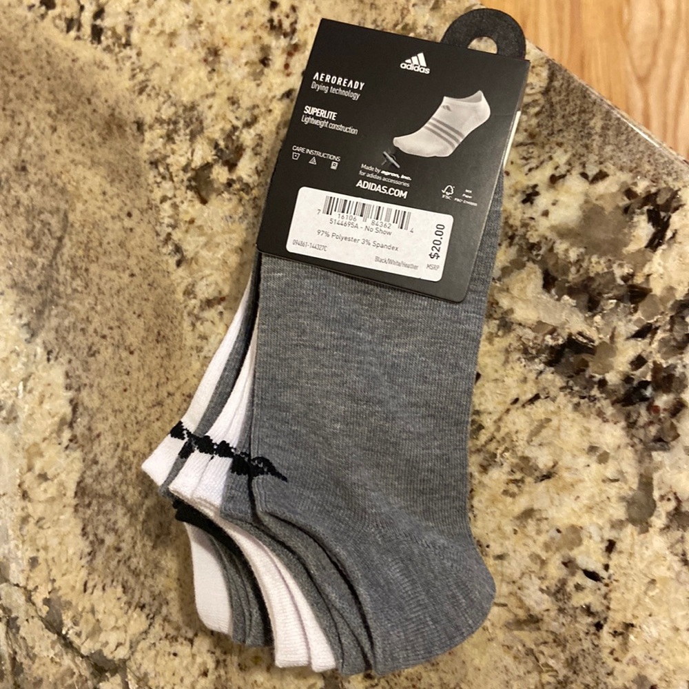 NWT ADIDAS WOMEN’S NO SHOW SOCKS